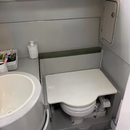 Location Cote D Azur Bateau-hôtel Antibes