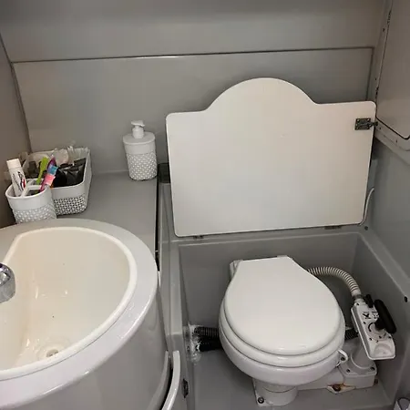 Location Cote D Azur Bateau-hôtel